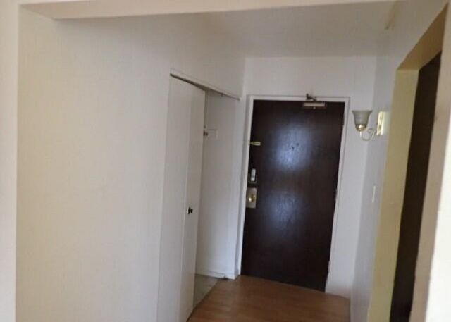 400 Park Avenue 211, Calumet City, IL 60409