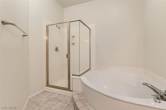 10884 Royal Highlands Street, Las Vegas, NV 89141