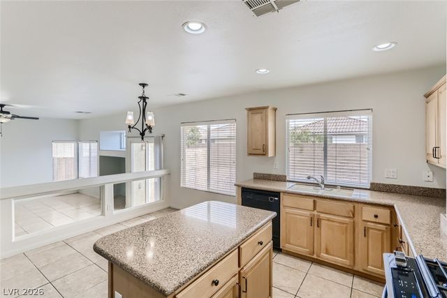 10884 Royal Highlands Street, Las Vegas, NV 89141