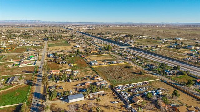 40102 13th W, Palmdale, CA 93551
