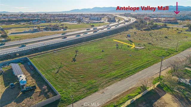 40102 13th W, Palmdale, CA 93551
