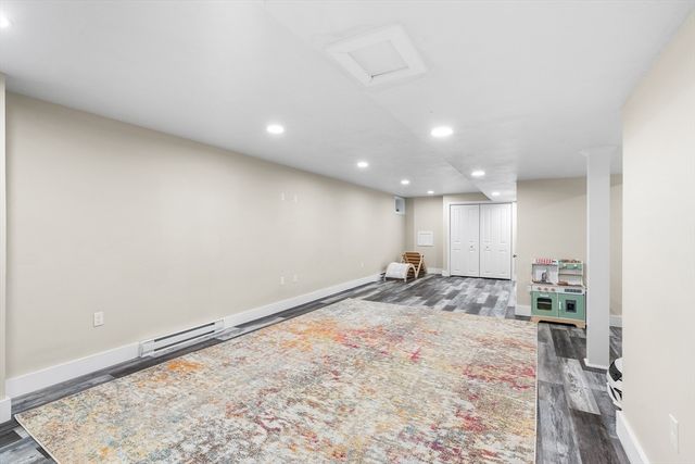 2 Oreilly Ln, Foxboro, MA 02035