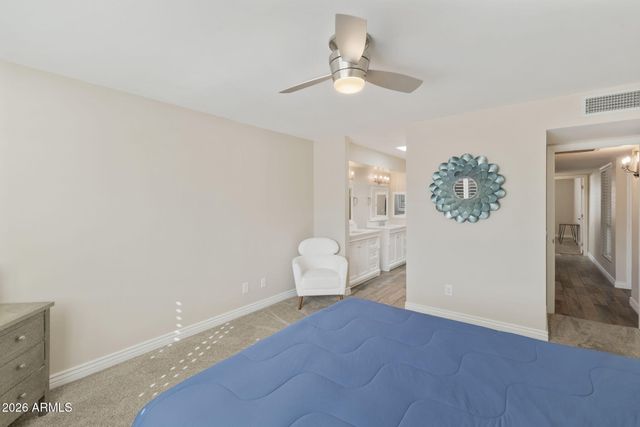25843 S NEW TOWN Drive, Sun Lakes, AZ 85248