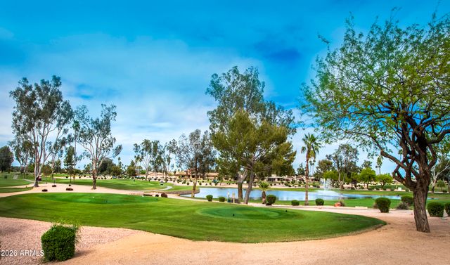 25843 S NEW TOWN Drive, Sun Lakes, AZ 85248