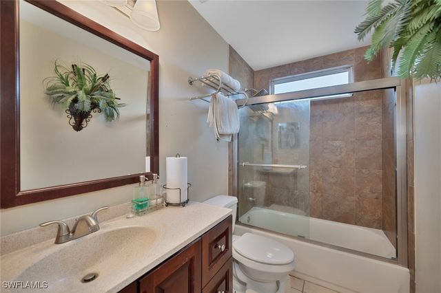 321 14th ST NE, Naples, FL 34120