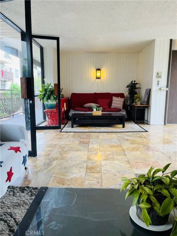525 S Ardmore Avenue 237, Los Angeles, CA 90020
