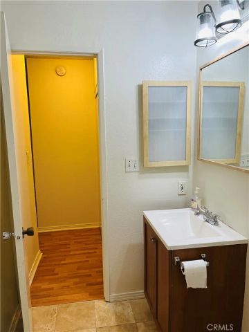 525 S Ardmore Avenue 237, Los Angeles, CA 90020