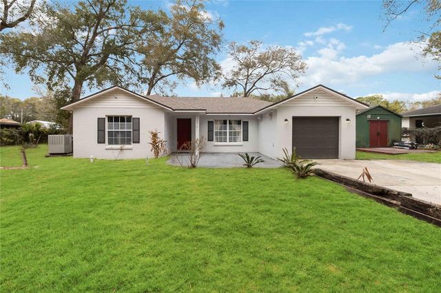 26141 GRASSEY SPRAIN AVENUE, Sorrento, FL 32776