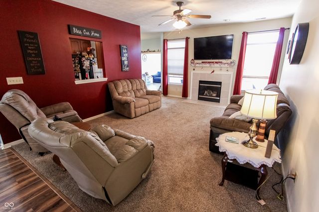 2911 Kaskaskia Way, Indianapolis, IN 46217