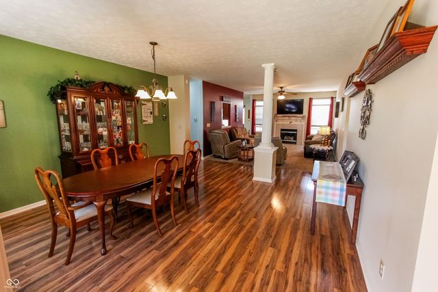 2911 Kaskaskia Way, Indianapolis, IN 46217