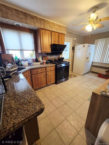 157 Barwick Boulevard, Mineola, NY 11501