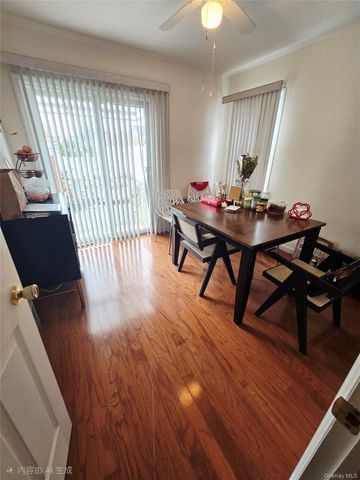 157 Barwick Boulevard, Mineola, NY 11501