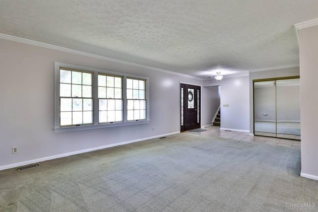 1627 Congress Hill Lane, Fairfield, OH 45014