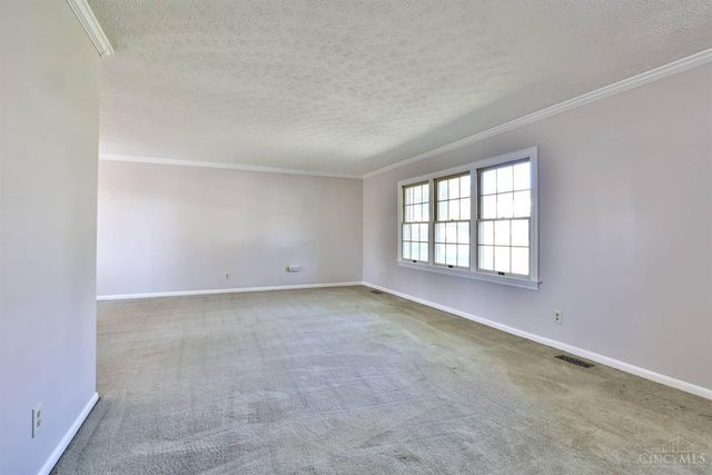 1627 Congress Hill Lane, Fairfield, OH 45014