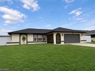 1027 Hancock Bridge PKWY, Cape Coral, FL 33990