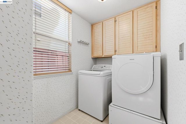 906 Vista Pointe Dr, San Ramon, CA 94582