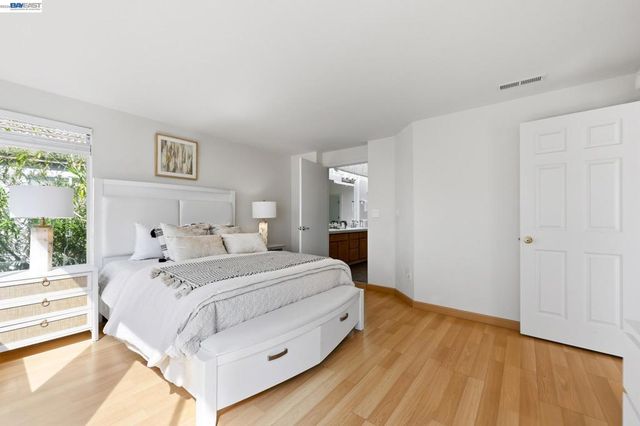 906 Vista Pointe Dr, San Ramon, CA 94582