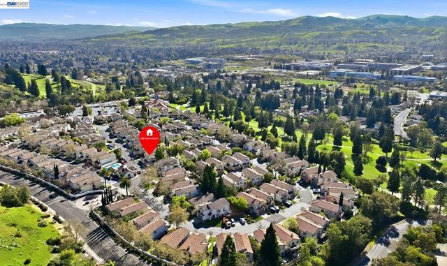 906 Vista Pointe Dr, San Ramon, CA 94582