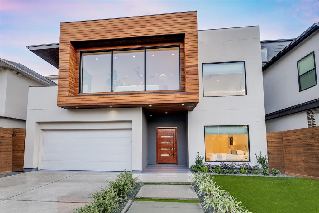 909 Peden Street, Houston, TX 77006
