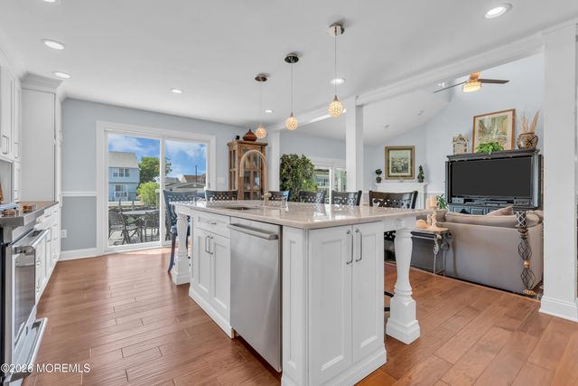 26 Jib Court, Bayville, NJ 08721