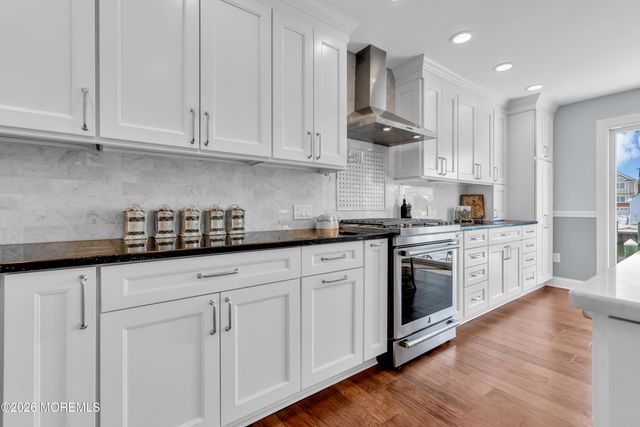 26 Jib Court, Bayville, NJ 08721