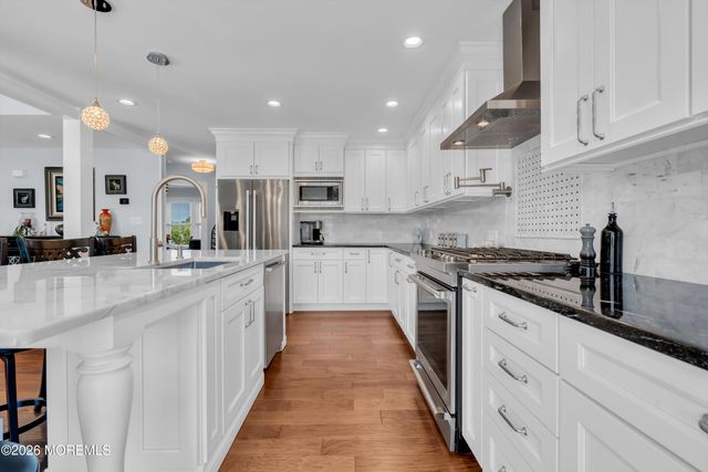 26 Jib Court, Bayville, NJ 08721