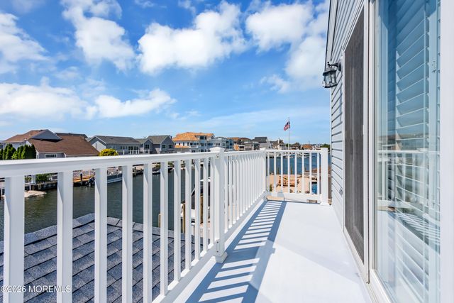 26 Jib Court, Bayville, NJ 08721