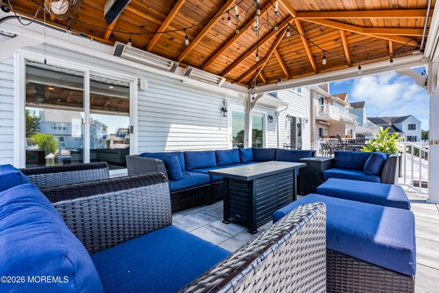 26 Jib Court, Bayville, NJ 08721