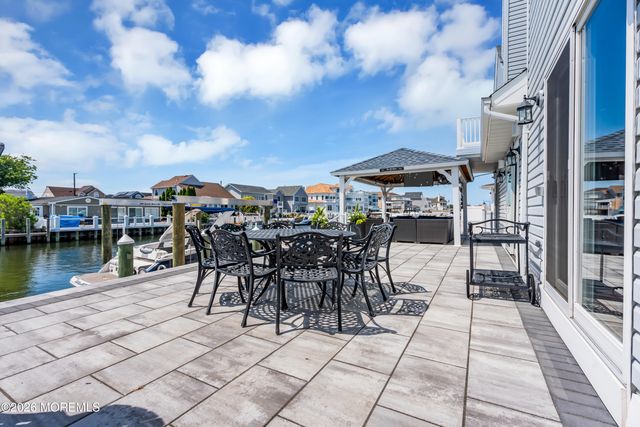 26 Jib Court, Bayville, NJ 08721