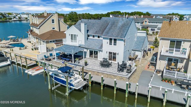 26 Jib Court, Bayville, NJ 08721
