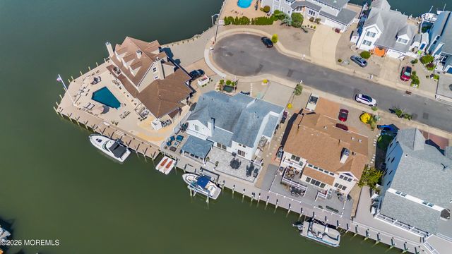 26 Jib Court, Bayville, NJ 08721