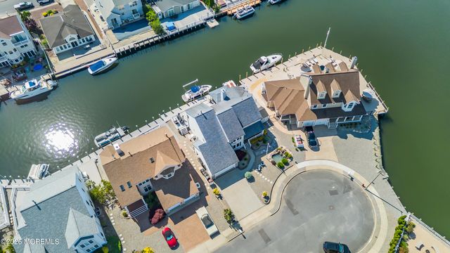 26 Jib Court, Bayville, NJ 08721