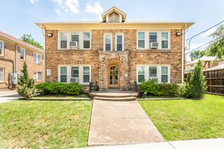 5900 ORAM Street 2, Dallas, TX 75206