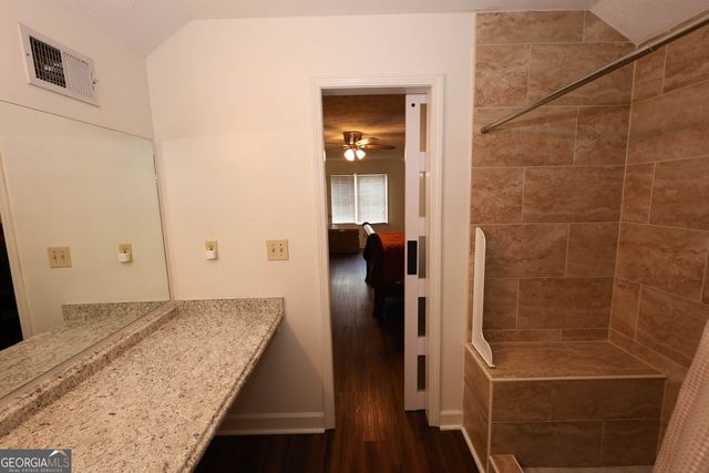 3535 Parkwood Hills Court, Snellville, GA 30078