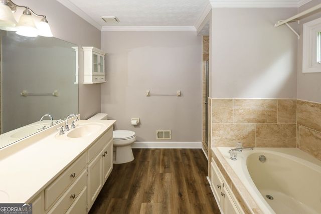3535 Parkwood Hills Court, Snellville, GA 30078