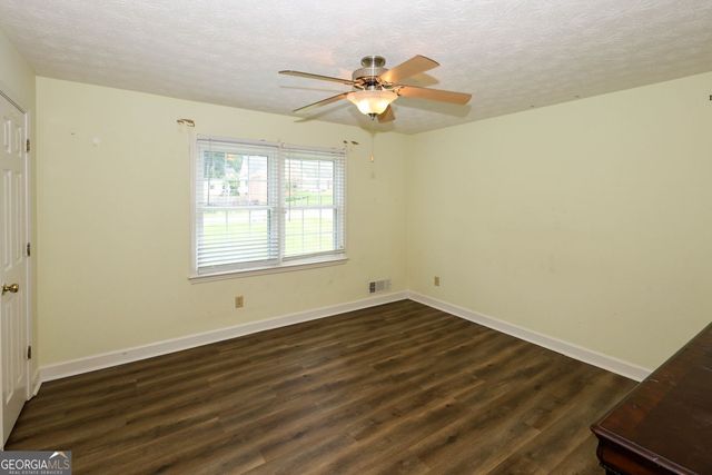 3535 Parkwood Hills Court, Snellville, GA 30078