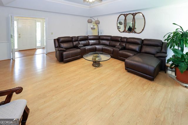 3535 Parkwood Hills Court, Snellville, GA 30078