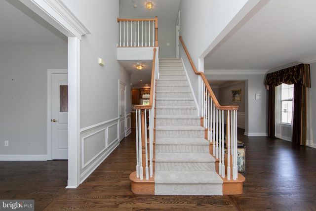 7 KYLE CT, Mount Laurel, NJ 08054