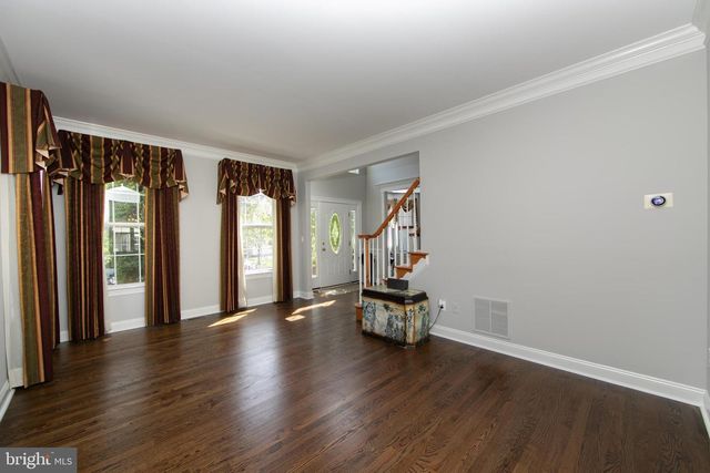7 KYLE CT, Mount Laurel, NJ 08054