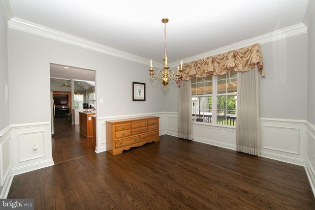7 KYLE CT, Mount Laurel, NJ 08054