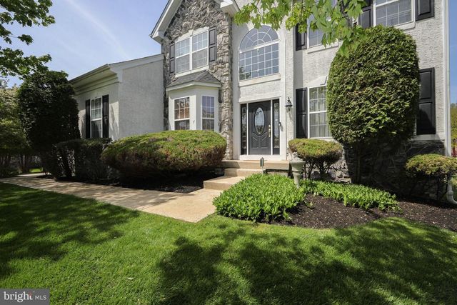 7 KYLE CT, Mount Laurel, NJ 08054