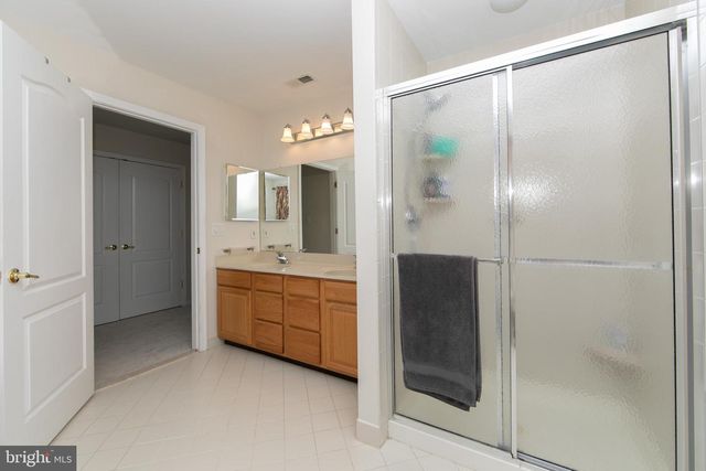 7 KYLE CT, Mount Laurel, NJ 08054