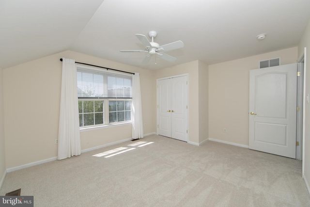 7 KYLE CT, Mount Laurel, NJ 08054