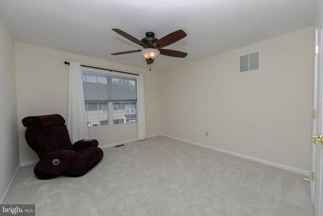 7 KYLE CT, Mount Laurel, NJ 08054