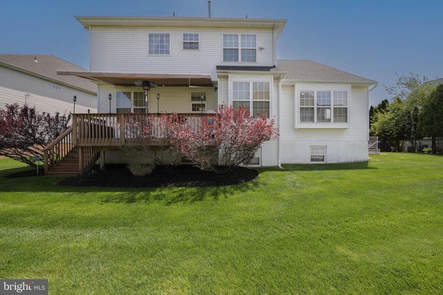 7 KYLE CT, Mount Laurel, NJ 08054