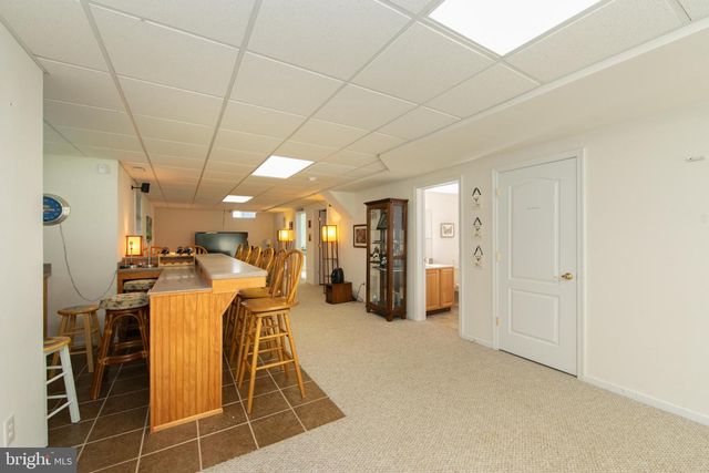 7 KYLE CT, Mount Laurel, NJ 08054