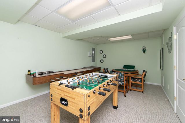 7 KYLE CT, Mount Laurel, NJ 08054
