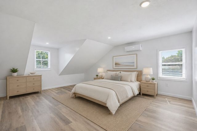 157 W Bacon St 1, Plainville, MA 02762