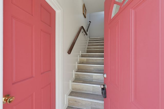 157 W Bacon St 1, Plainville, MA 02762