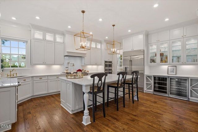 1713 Oberlin Road, Raleigh, NC 27608